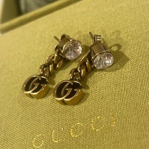 Like new, authentic Gucci earrings!